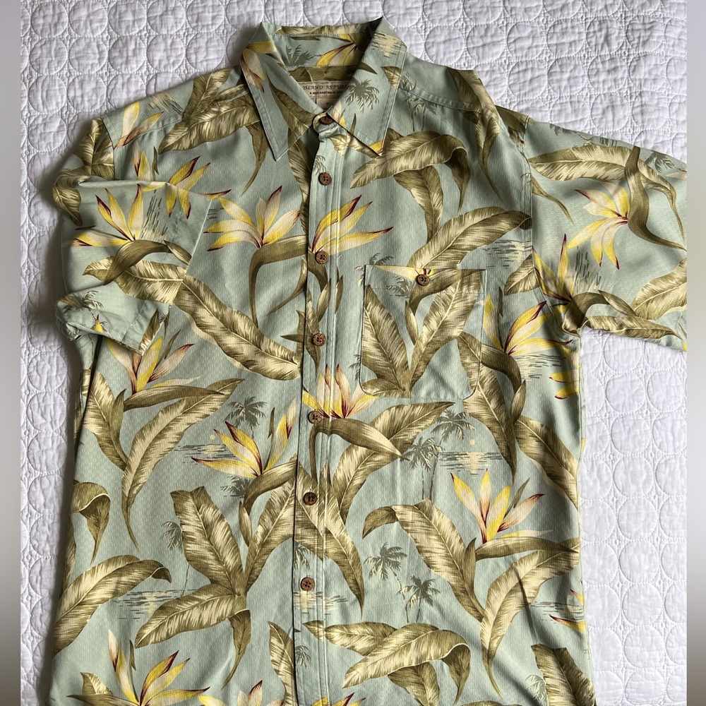Island Republic Men's short sleeve shirt